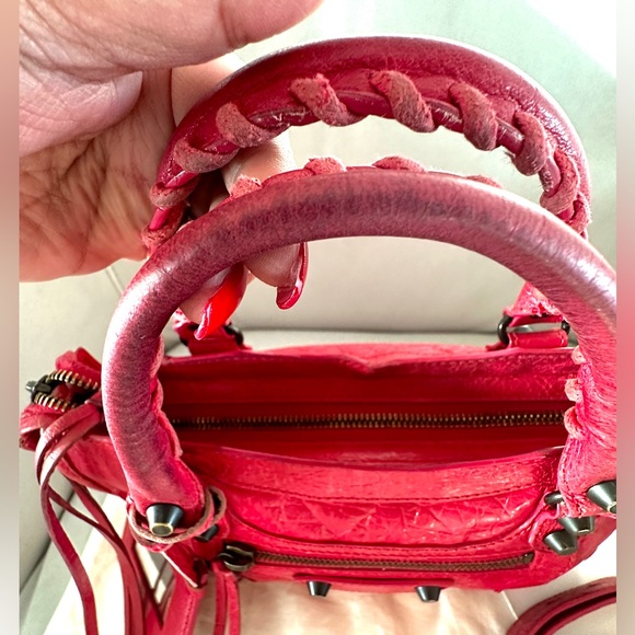 Authentic BALENCIAGA Agneau Classic Hardware Mini City in Red Lambskin Leather - Picture 8 of 17